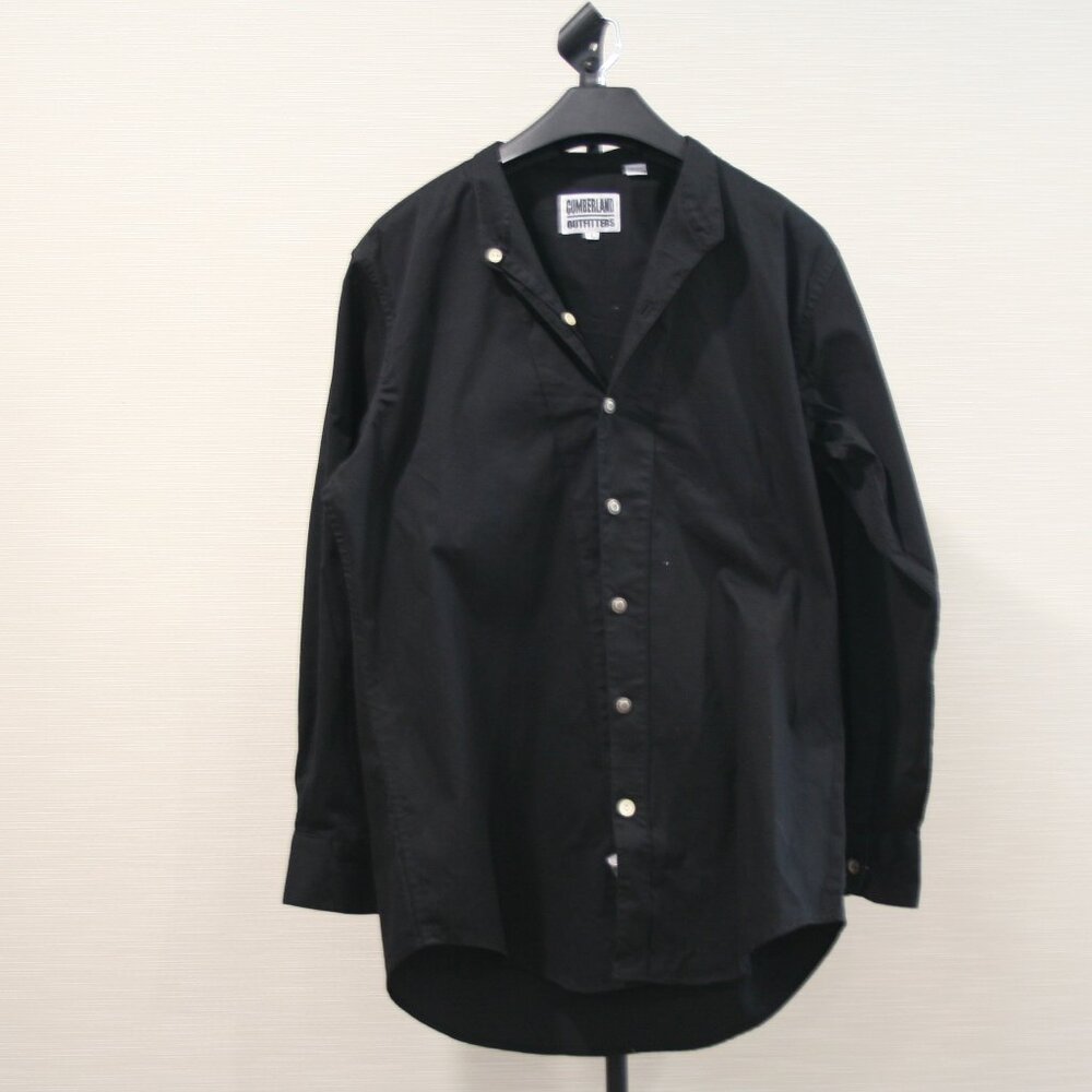 Cumberland Outfitters mens black long-sleeve button-up shirt